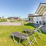Holiday home Wolken Blick Dagebuell